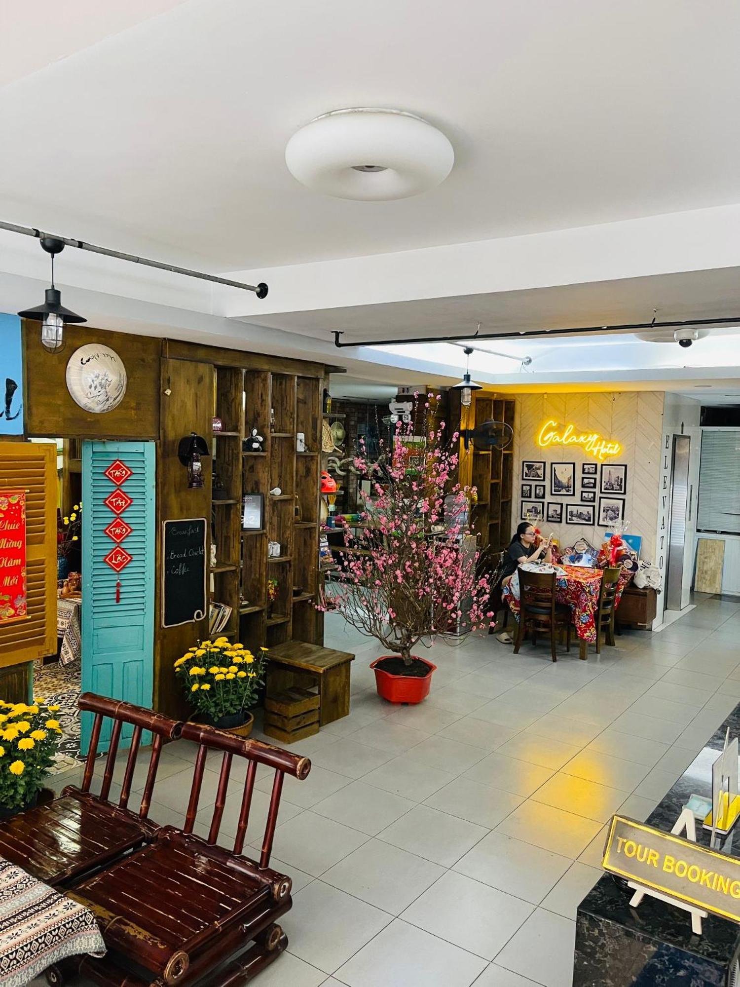 Galaxy Boutique Sai Gon Central Hotel Ho-Chi-Minh-Stadt Exterior foto