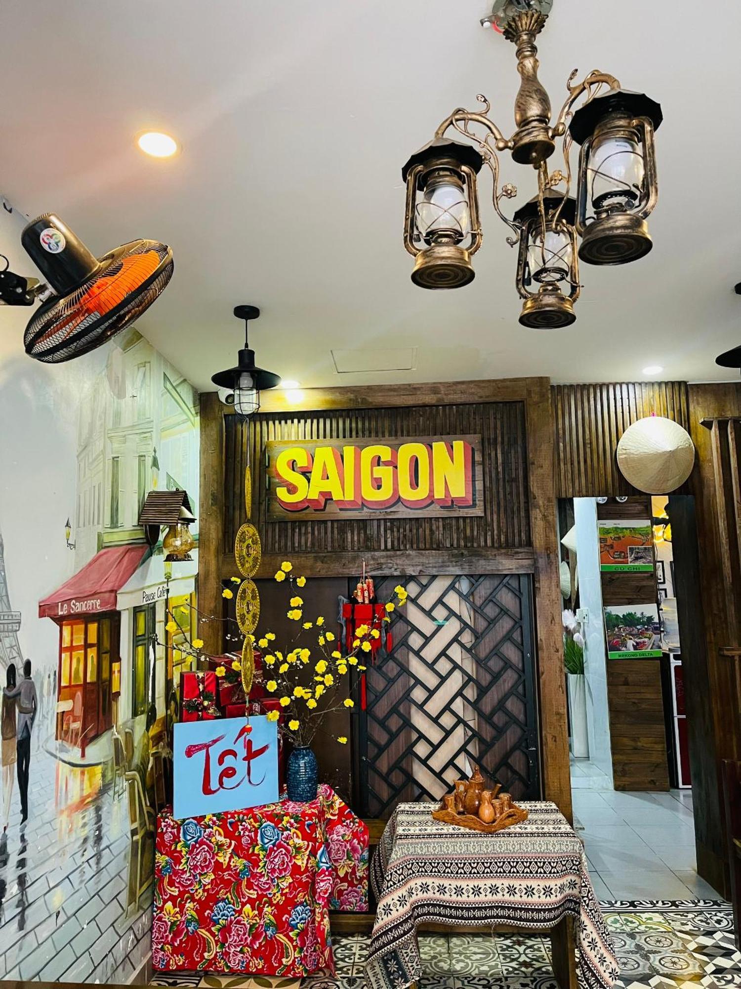 Galaxy Boutique Sai Gon Central Hotel Ho-Chi-Minh-Stadt Exterior foto